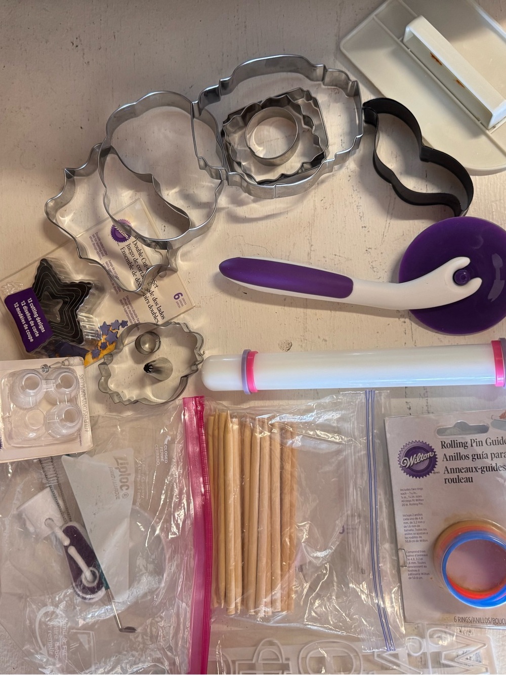 Wilton Purple and White Cake Decorating Tool and Cookie Cutter Set